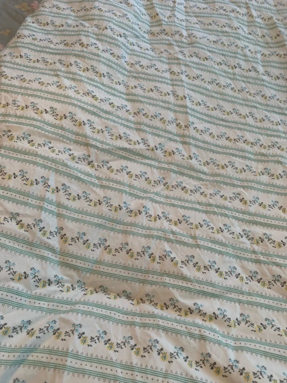 Vintage Liz Claiborne Sage Green Floral Comforter Cover with Pink Blossoms